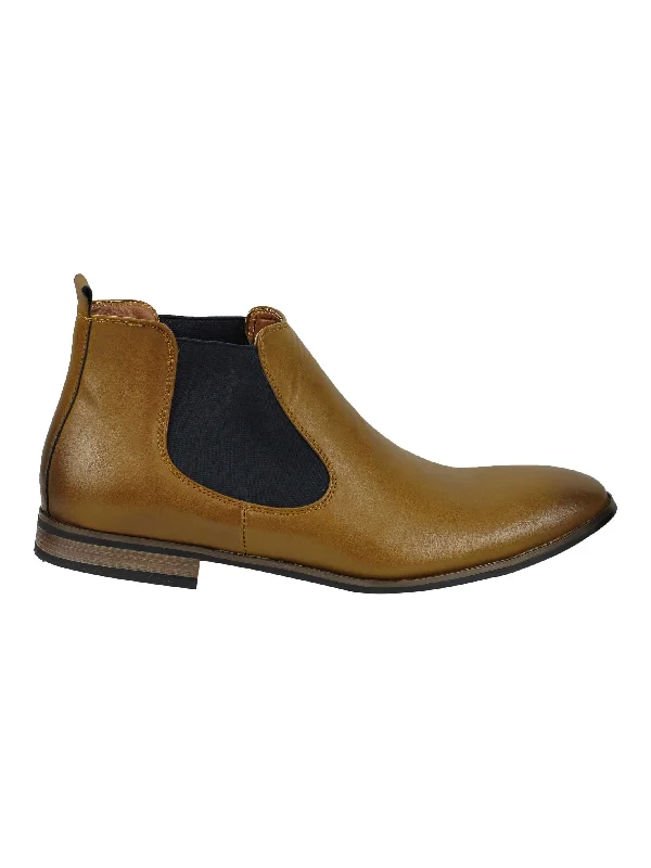 Men's leather loafers with a penny slotFAUX LEATHER CHELSEA BOOTS IN TAN