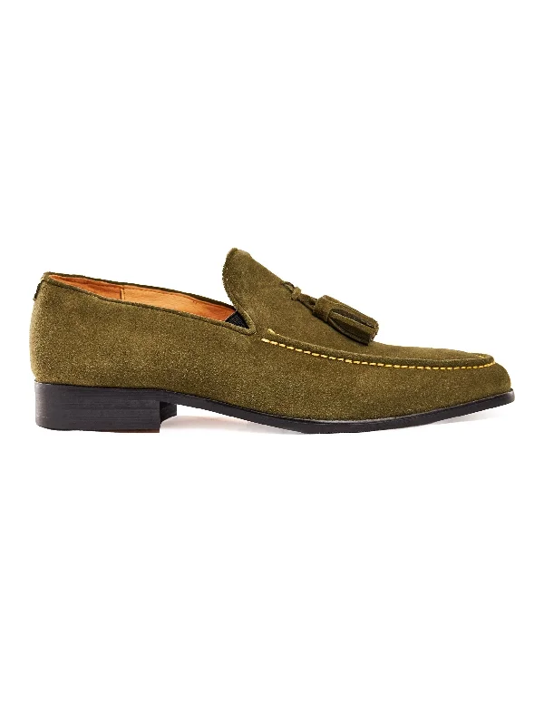 Men's loafers with a leather lacing systemGREEN SUEDE LEATHER TASSEL LOAFERS