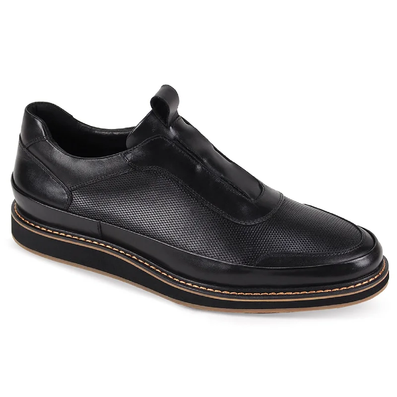 Men's loafers with a perforated leather upper for ventilationGIOVANNI LEATHER SHOES-LEVI