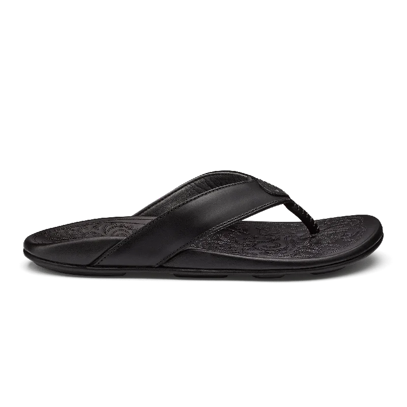 Men's sandals in a neutral color like black or brownMekila - Black