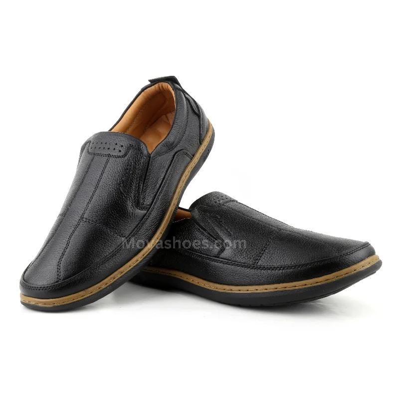 Men's loafers with a decorative buckleMova Leather Casual MU20 - Black