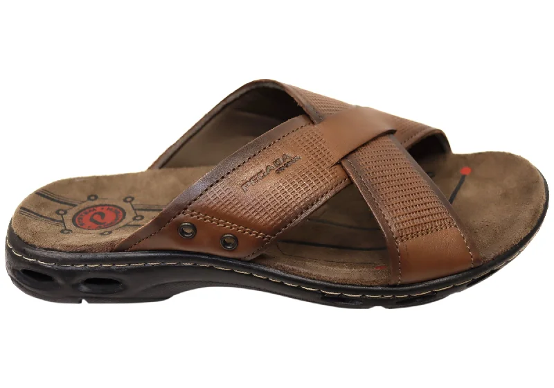 Men's leather sandals with an adjustable strapPegada Hobbs Mens Comfortable Leather Slides Sandals Made In Brazil