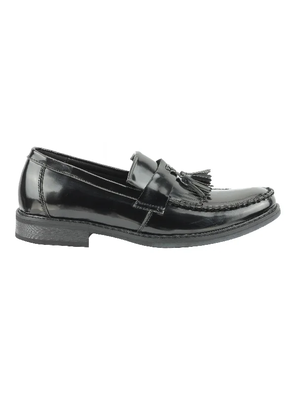 Men's loafers with a rubber sole for durabilityFAUX LEATHER TASSEL LOAFERS IN BLACK