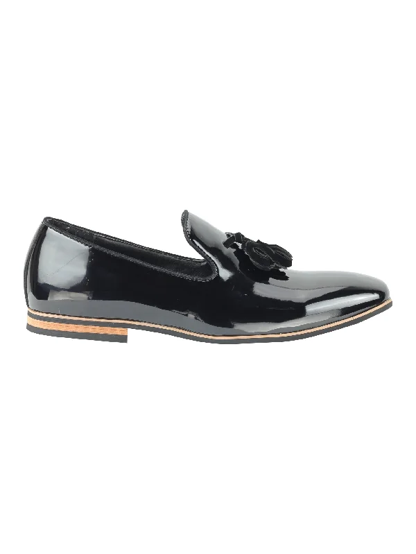 Suede men's loafers for a soft and luxurious feelFAUX LEATHER SHINY SLIP ON BLACK SHOES