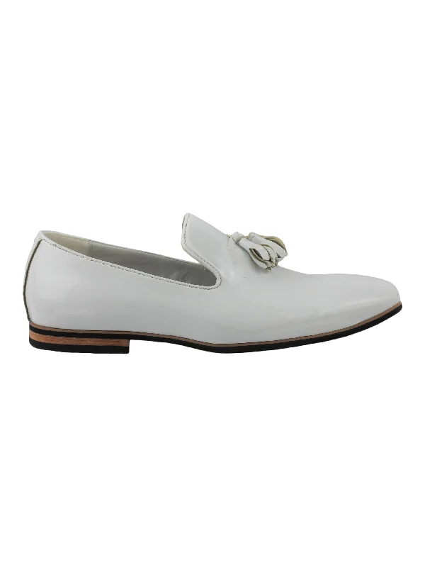 Men's loafers with a removable insole for cleaningFAUX LEATHER SHINY SLIP ON SHOES IN WHITE