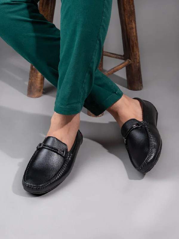 Men's casual shoes with a logo patch on the tongueAlberto Torresi Black Burnish With TPR Sole Loafers For Men