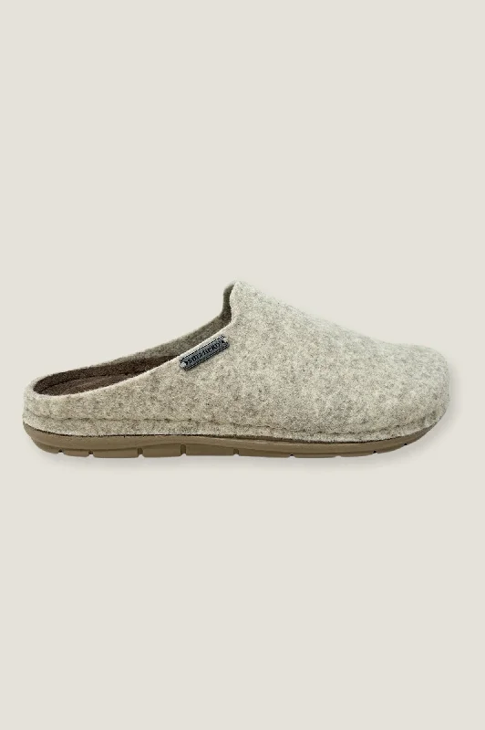 Men's slippers with a soft, flexible soleAnne Sofie Wool Clogs | Cream