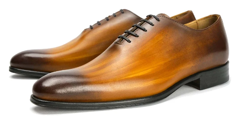 Men's Oxfords with a padded collar for a comfortable fitBenson Wholecut Custom Patina Tan