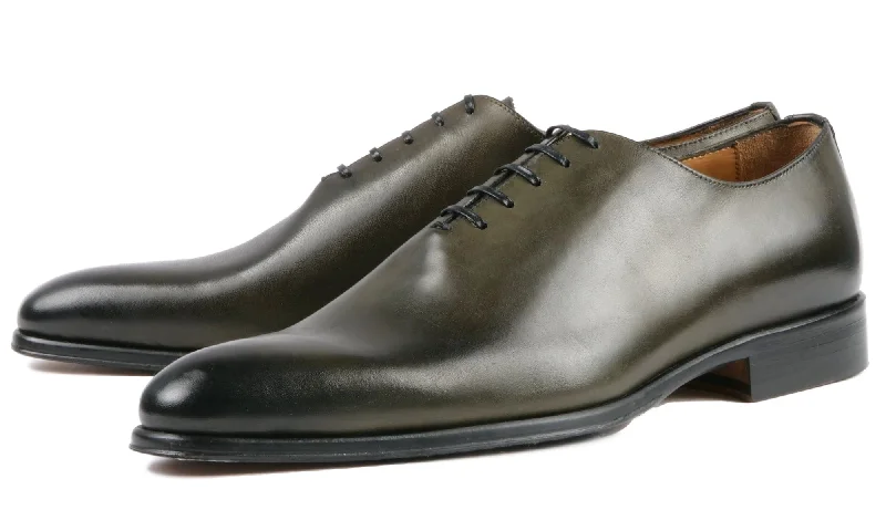 Men's Oxford shoes with a buckle closure and a pointed toeBenson Wholecut Oxford Olive Green