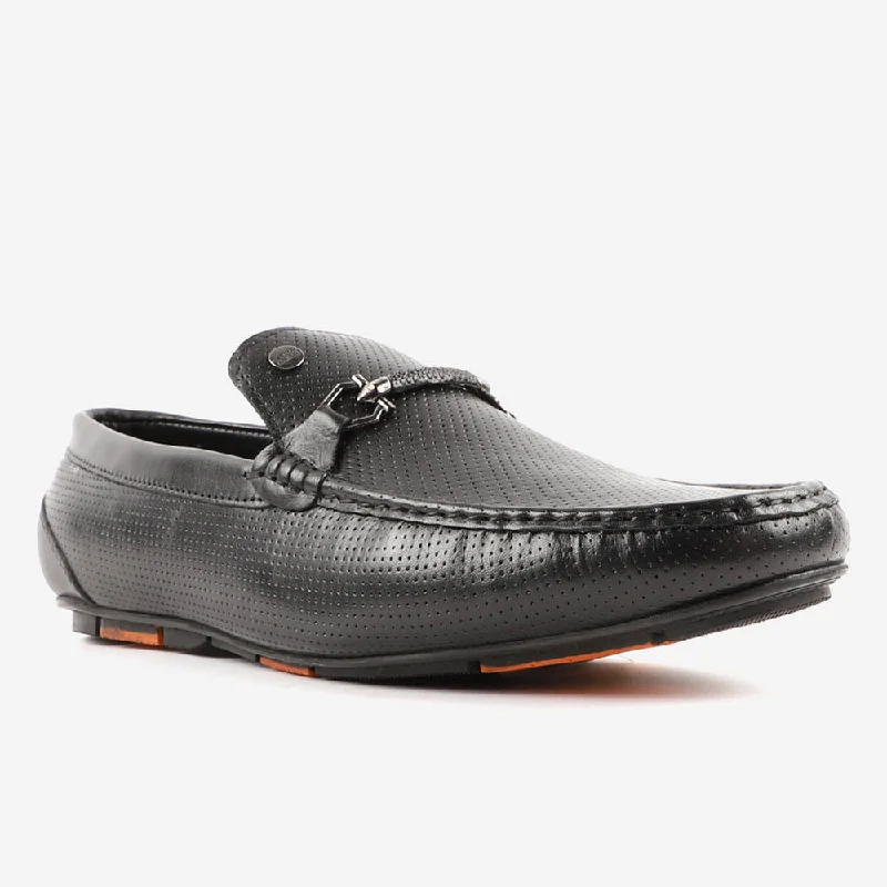 Men's casual shoes with a metallic trimMen Loafer Shoes