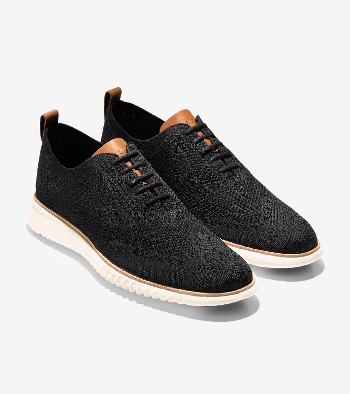 Brogue - perforated men's Oxfords for a traditional lookCole Haan Men's 2.ZEROGRAND Wingtip Oxford