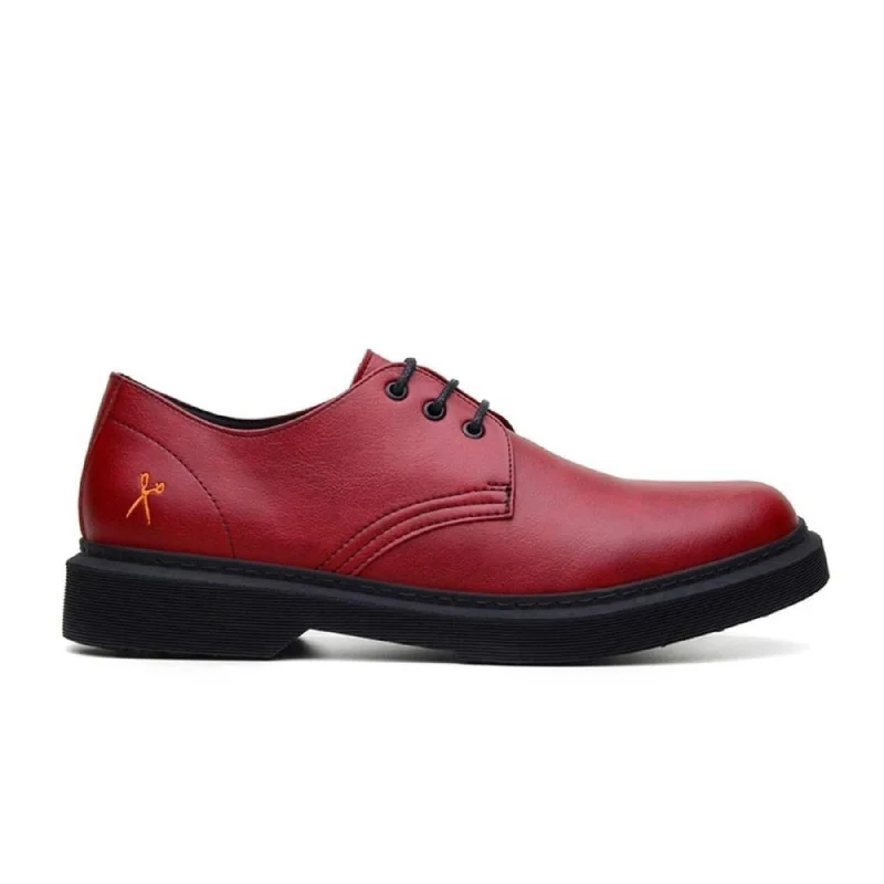 Men's Oxfords with a classic silhouette and a high - shine finish'Derby UK 2' vegan lace-up shoe by King55 - red