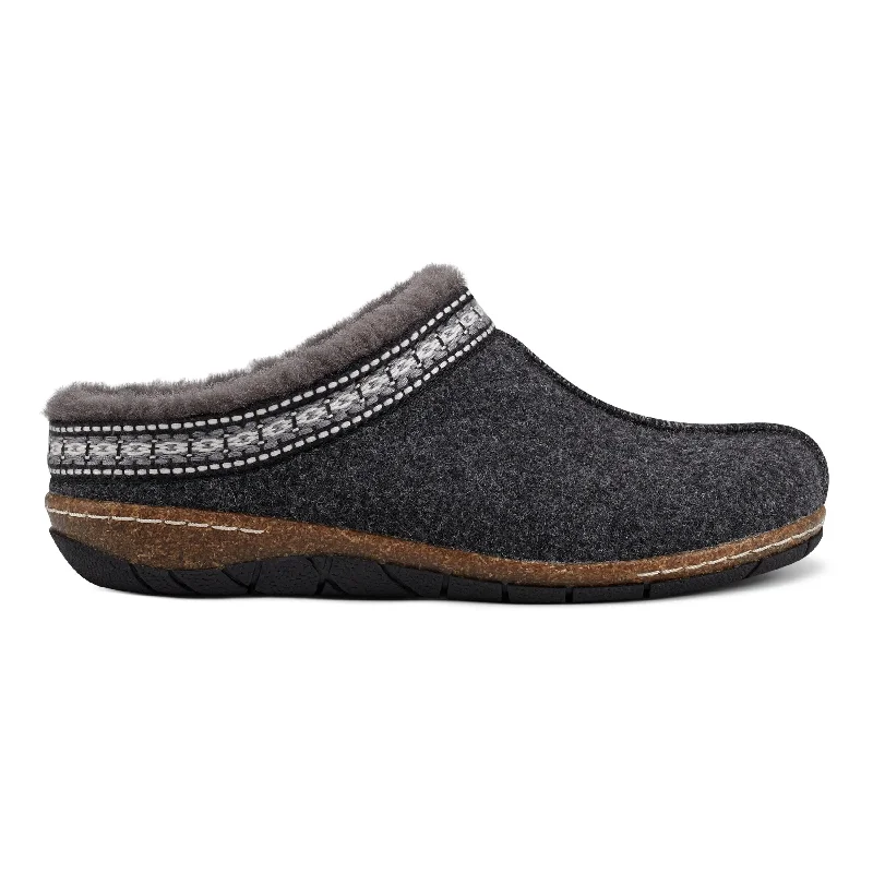 casual men mulesElya Round Toe Casual Slip-on Flat Clogs