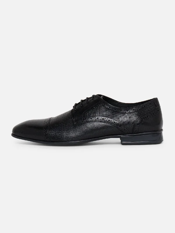 Men's Oxfords with a high - quality leather upperEzok Leather Formal Shoes For Men