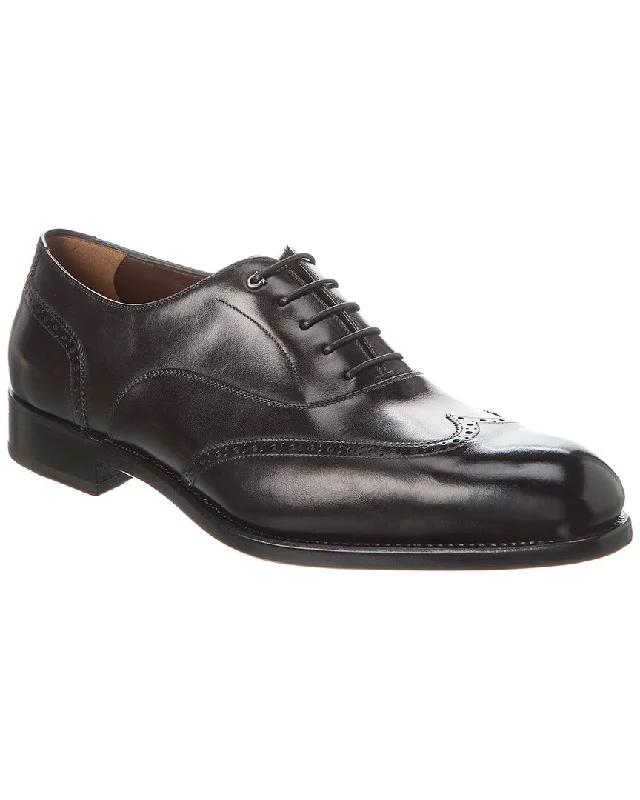 Brogue - perforated men's Oxfords for a traditional lookFerragamo Leather Dress Shoe