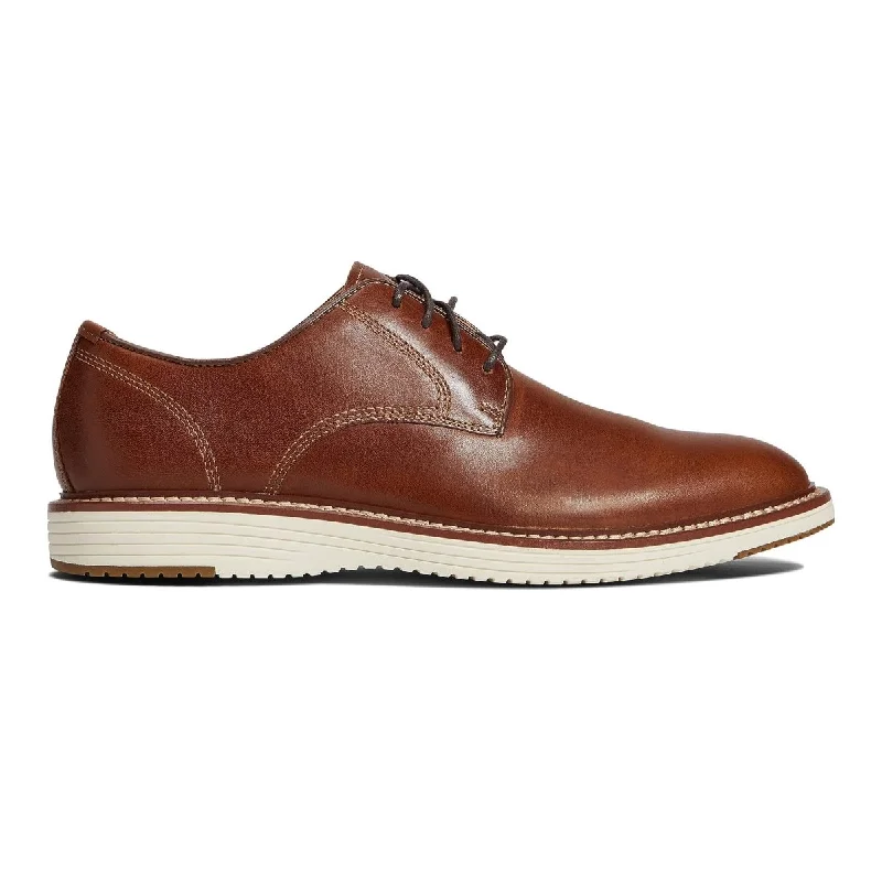 Men's Oxford shoes with a shock - absorbing insole and a leather liningJohnston & Murphy Men's Upton Plain Toe Tan Full Grain