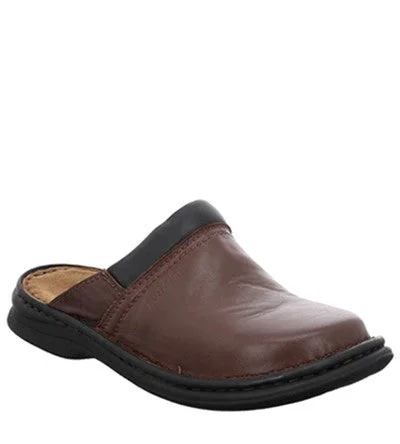 Men's slippers with a breathable fabric upperJosef Seibel Max 10663