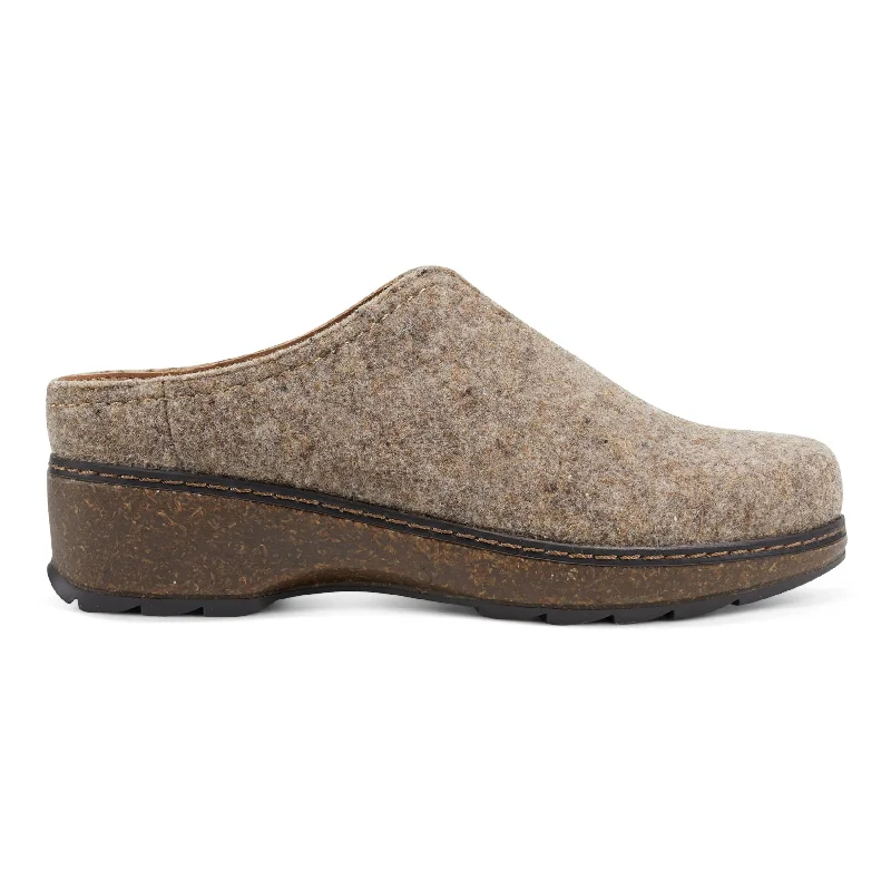 Here are 50 long-tail keywords related to "men mules":Kolia Round Toe Slip-on Casual Heeled Mules