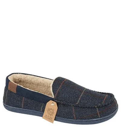 Men's slippers with a logo patch on the sideL J & R GLENGARRY