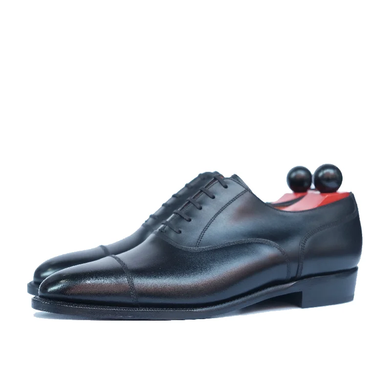 Men's Oxford shoes with a shock - absorbing insole and a leather liningMagnolia - Black Calf