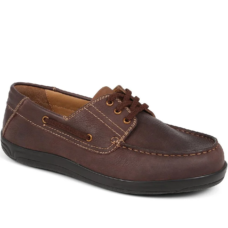 Men's casual shoes with a thick sole for added heightMaximus Extra Wide Leather Boat Shoes - MAXIMUS / 323 739