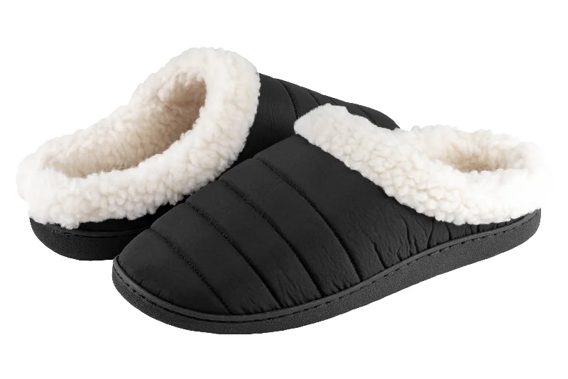 Men's slippers with a decorative pom - pom or tasselMen's Nylon Scuff with Faux Berber Lining, Sock and Trim