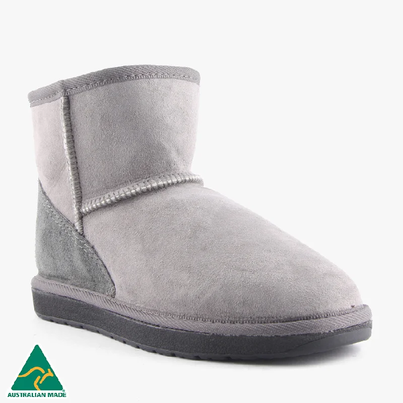 Leather men's slippers with a mule styleMINI GREY