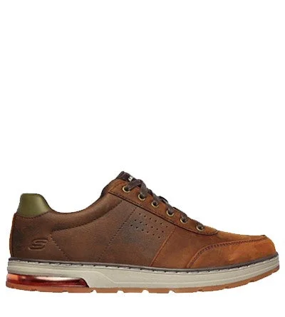 Men's casual shoes with a metallic trimSKECHERS FANTON