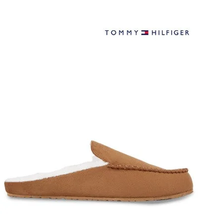 Men's slippers with a decorative pom - pom or tasselTOMMY HILFIGER MOCASSIN SLIPPERS