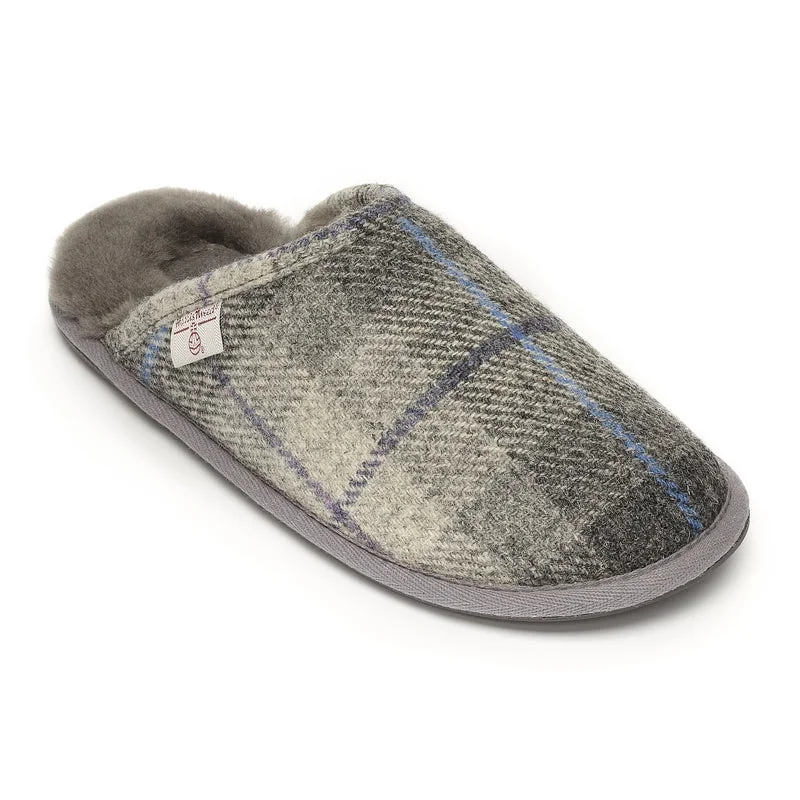 Men's slippers with a Velcro closure for easy on and offWilliam - Harris Tweed Mule - Grey / Charcoal Check