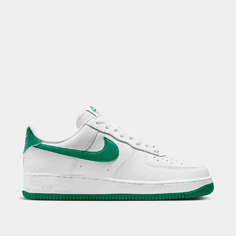 Men's Puma Clyde basketball shoes with a retro vibeMen's Air Force 1 '07