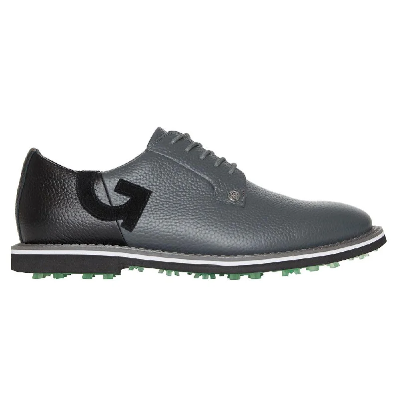 Golf shoes with a logo embroideryGfore Gallivanter Pebble Leather Two Tone Spikeless Golf Shoes 2023