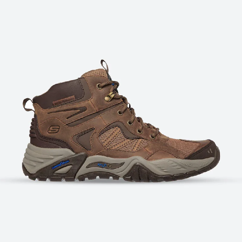 Men's hiking boots with a lug sole for grip on uneven terrainMen's Wide Fit Skechers 204406 Luxury Recon Percival Hiking Boots