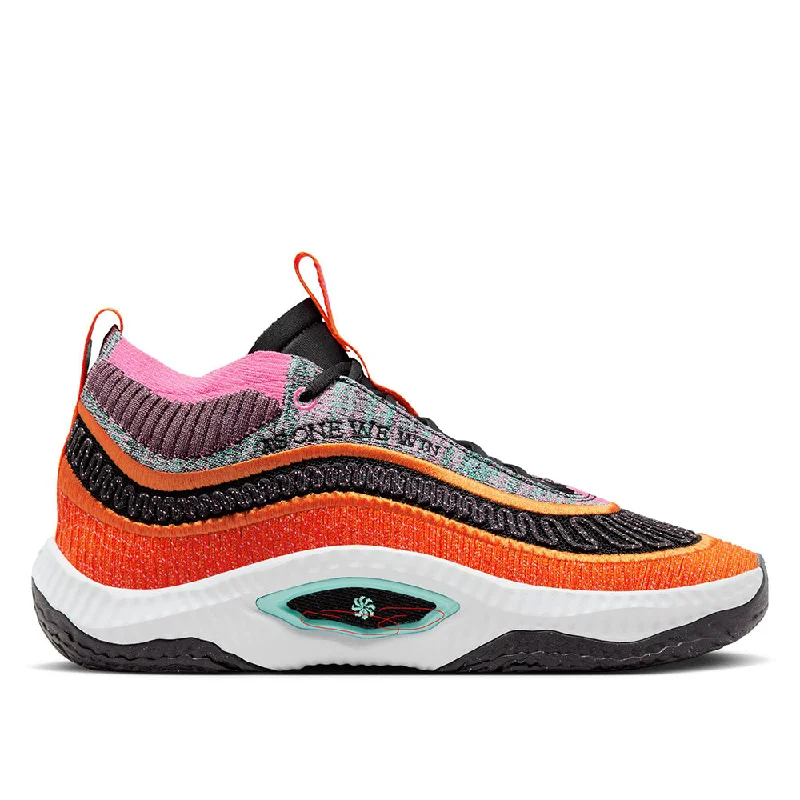 Men's basketball shoes with a gradient color scheme for a trendy appealNike Men's Cosmic Unity 3 Basketball Shoes