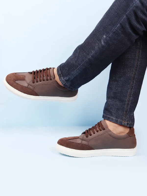 Men's vegan leather sneakers for an eco - friendly optionMen Brown Lace-Up Low Top Classic Sneakers Casual Shoes