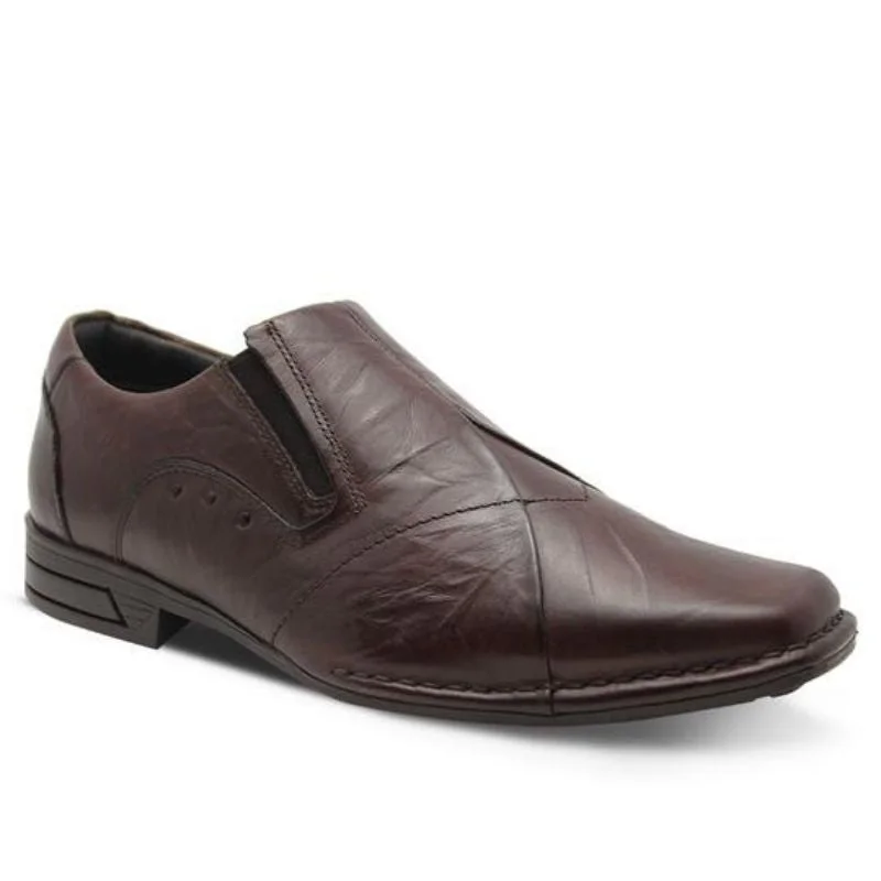 Men's formal shoes with a narrow toe boxFerracini Newson Dress Shoe