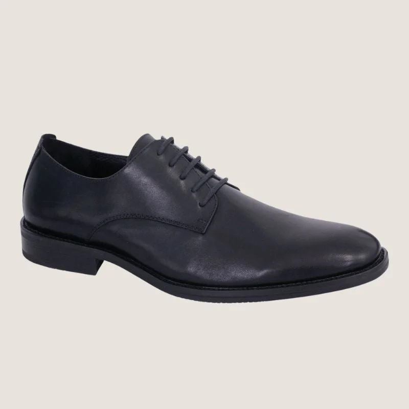 Men's formal shoes with a padded insole for comfortSlatters Leeds Dress Shoe